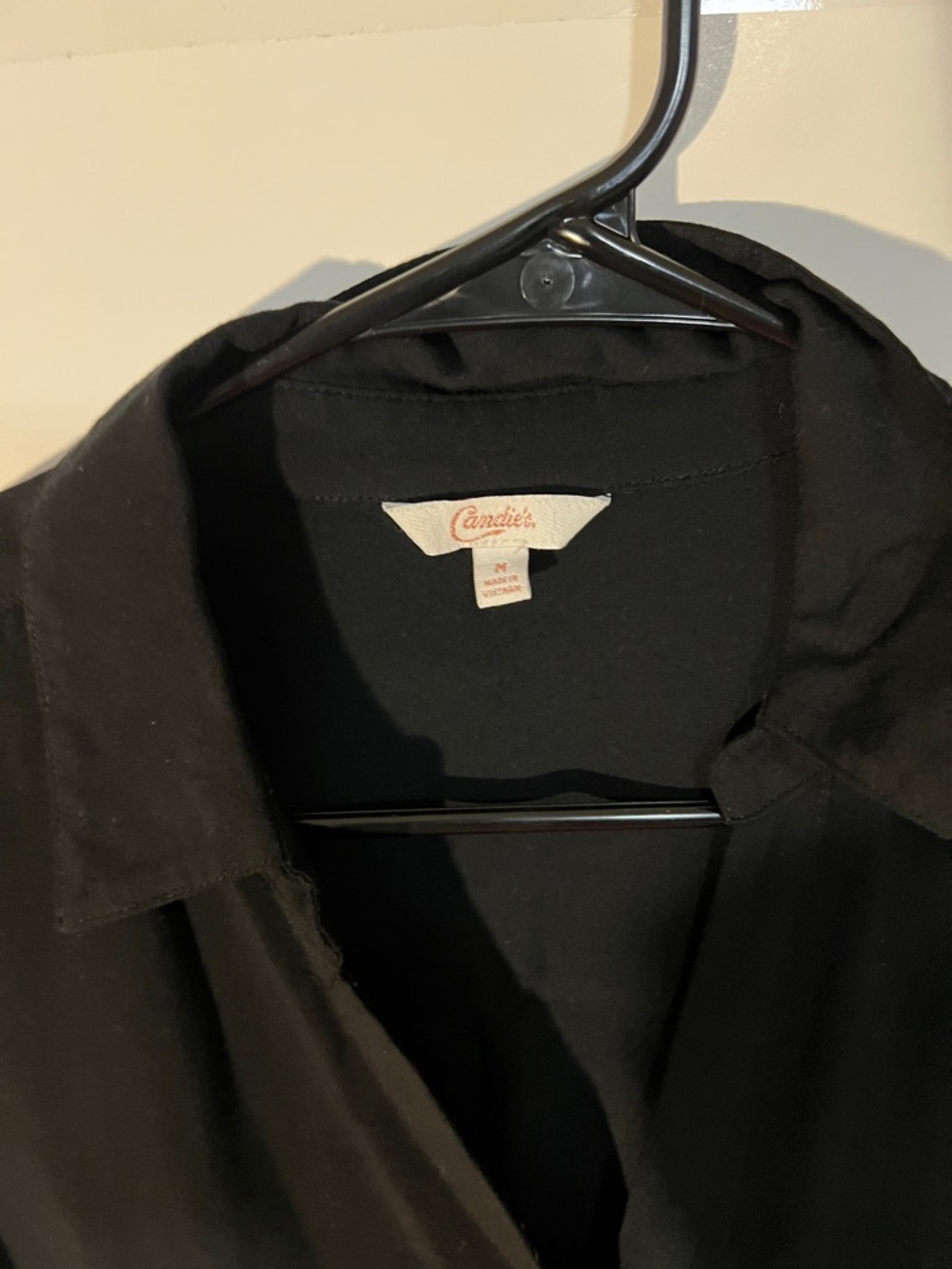 Candie's Black Button-Down Long Sleeve Shirt - Picture 3 of 4